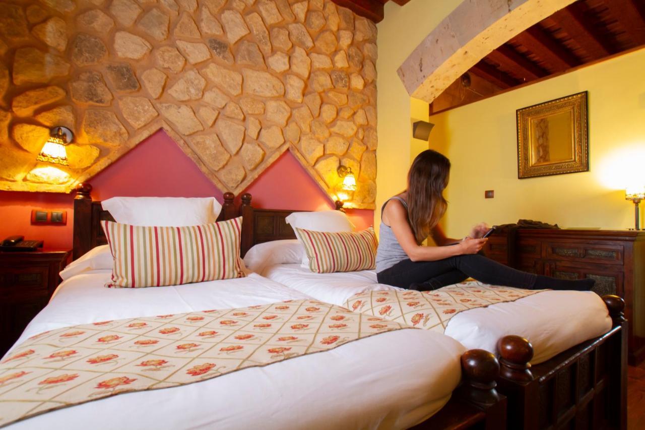 Ibersol La Casona De Andrea Hotel Tiedra Exterior foto